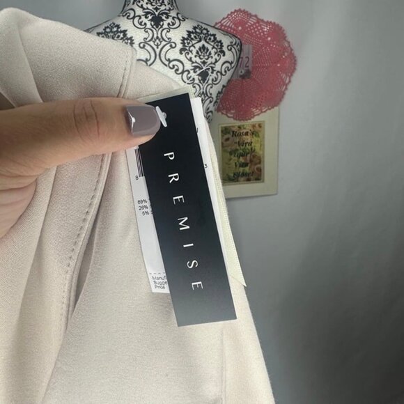 NWT Premise Suit Separates Blazer with Side Pockets Cream Size Medium - Picture 11 of 12